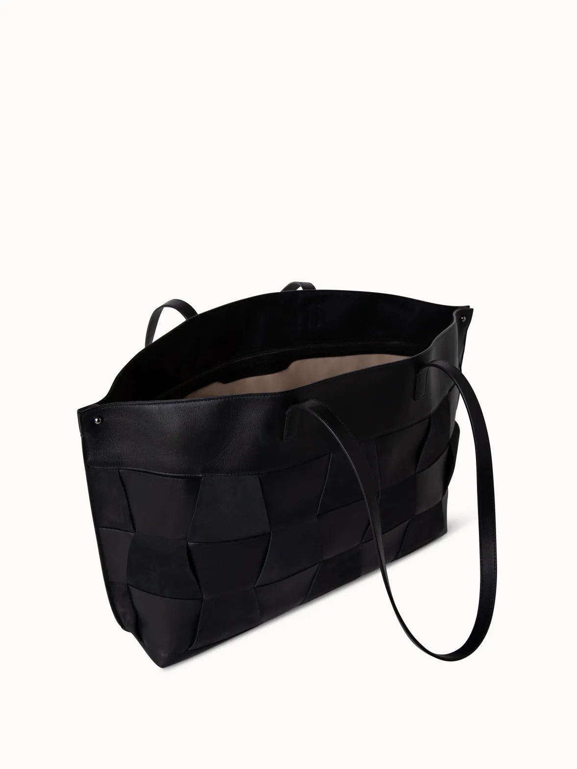 Ai Medium Shoulder Tote