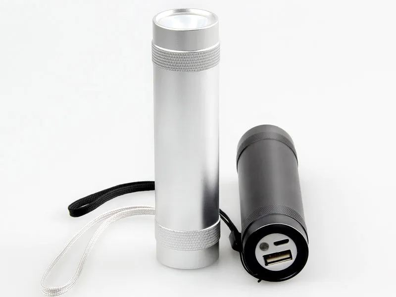 AMS-AK-040 - Power bank with Flash light - 3000 mAh