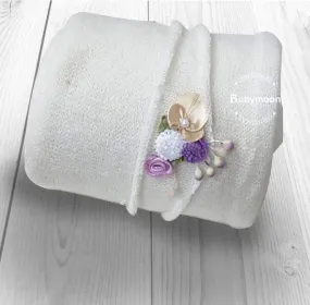 Babymoon Textured Stretchble Baby Photography Shoot Wrap Cloth With Hairband - White