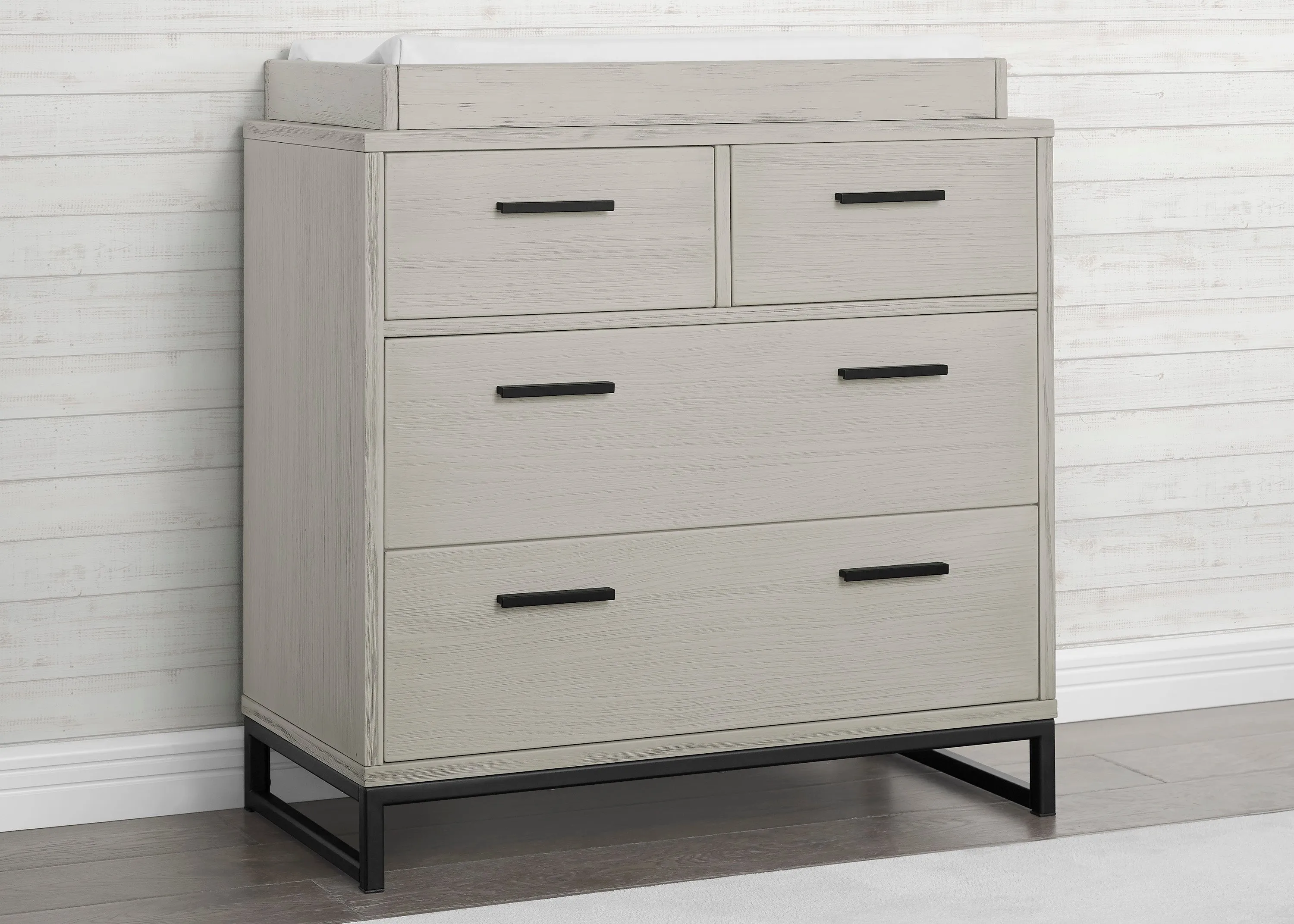 Foundry 4 Drawer Dresser with Changing Top